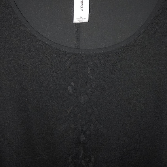 NWT/Black cut out Dress Top - Picture 5 of 7